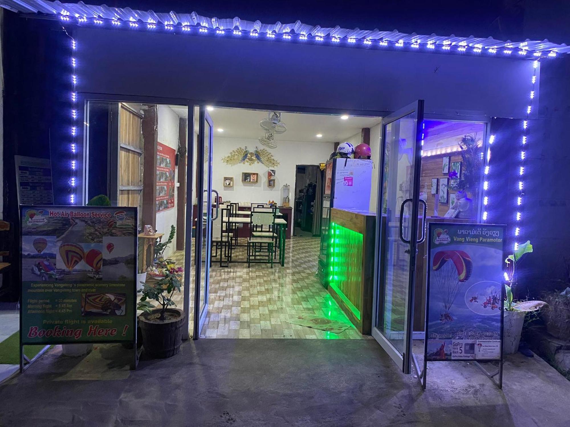 Vang Vieng Victory Hostel Екстериор снимка