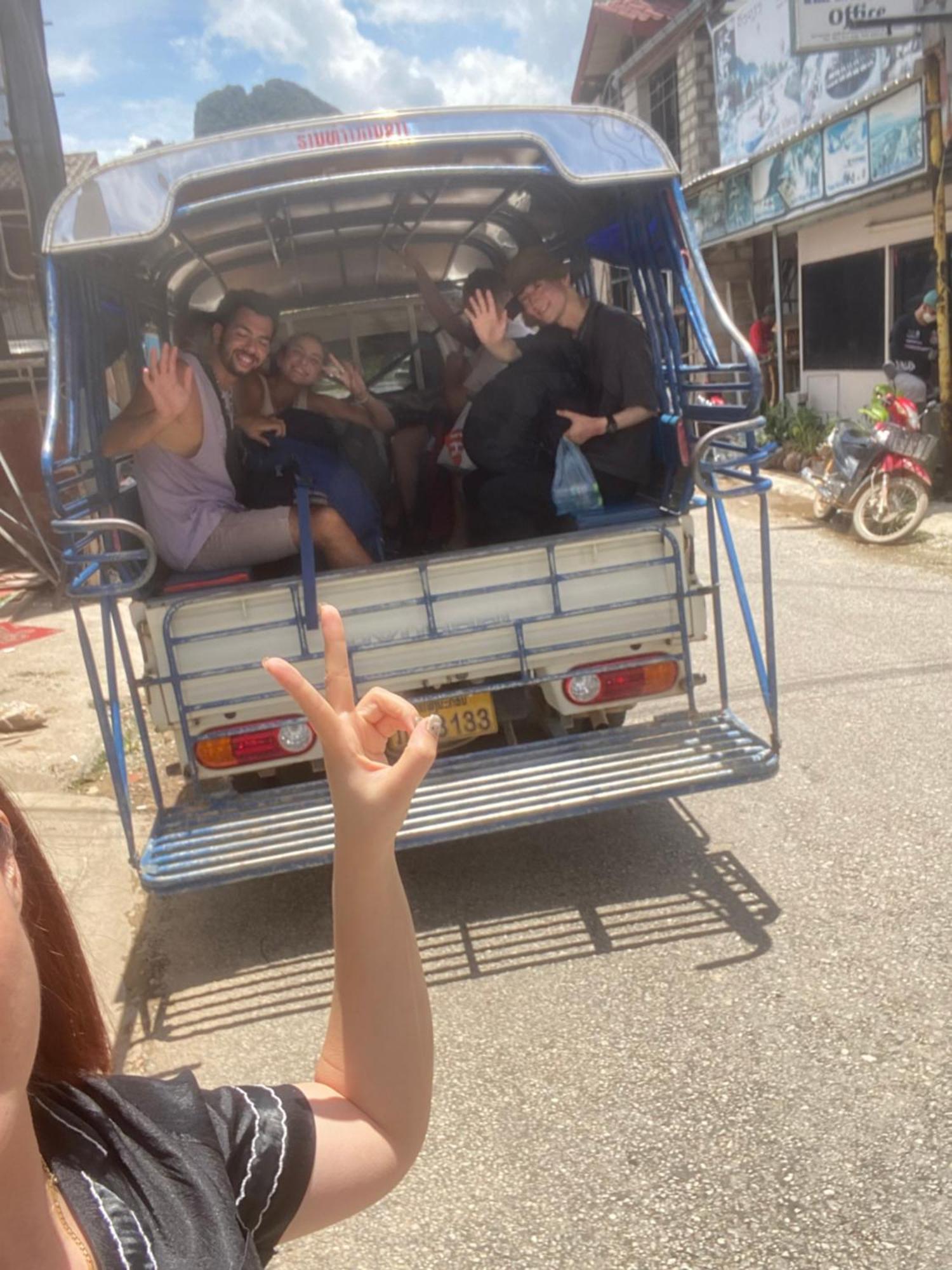 Vang Vieng Victory Hostel Екстериор снимка