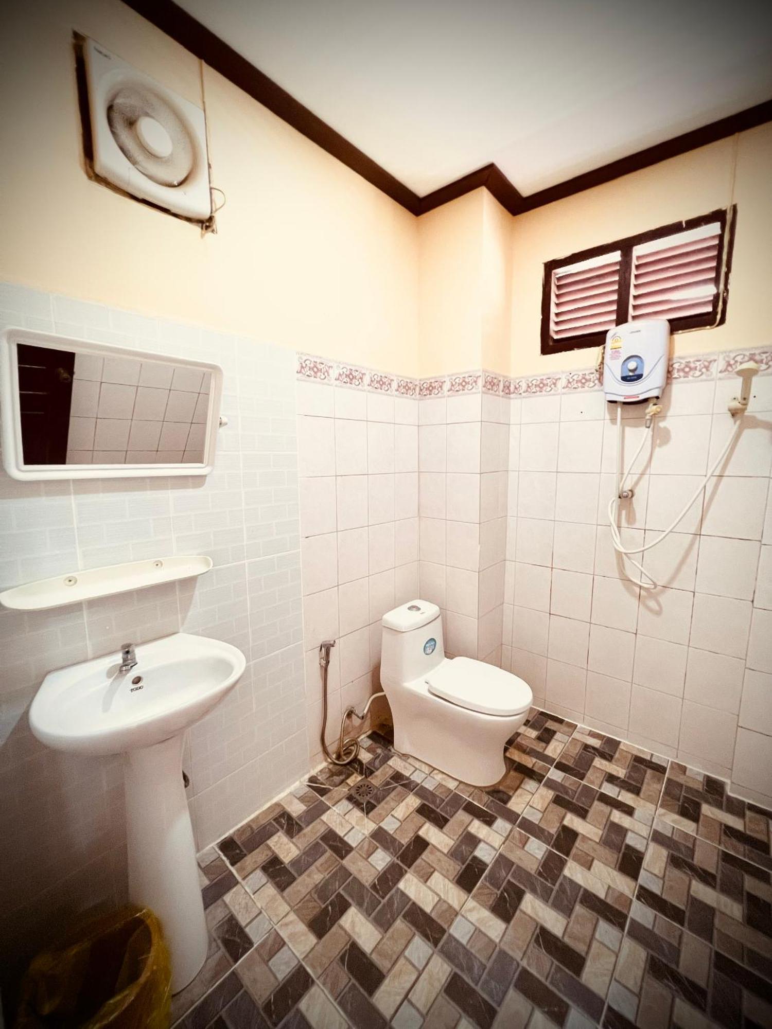 Vang Vieng Victory Hostel Екстериор снимка